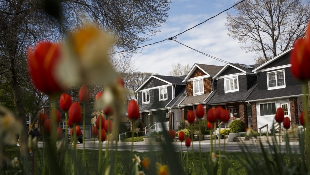 Toronto housing posts record year in 2021 despite lack of listings
