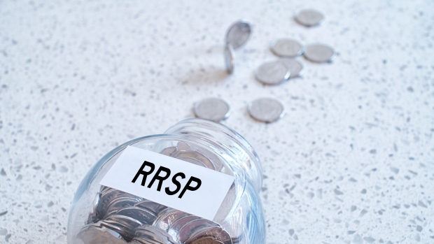 Nearly half of Canadians still expect to make an RRSP contribution: survey