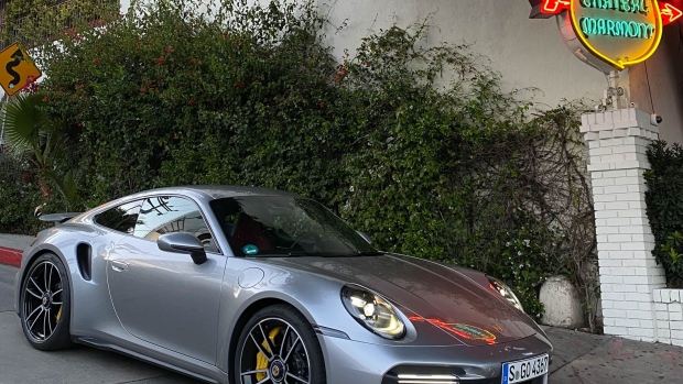 Porsche 911 Turbo S to Match Your Private Jet? Finally Available