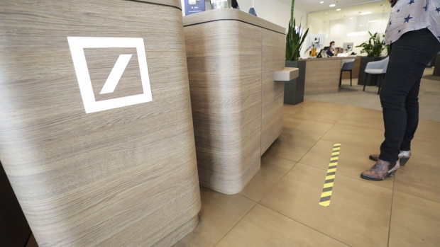 Deutsche Bank Seeks to Speed Up Branch Closures to Save Costs - BNN  Bloomberg