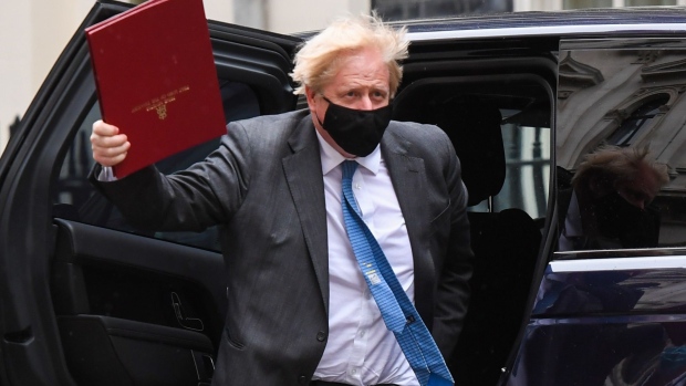 Pressure Mounts on Johnson Over Apartment Refit Before U.K. Vote - BNN Bloomberg