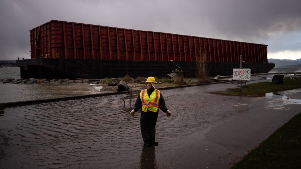 The Daily Chase: B.C. floods add to supply chain woes; CIBC debunks 'great resignation'
