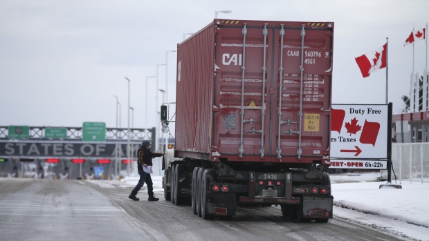 Public Health Agency of Canada involved in 'error' on trucker vaccine rules: Sources