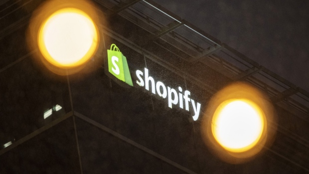 Shopify tumbles on a report of it terminating fulfillment contracts