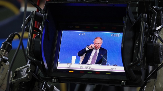 Russian TV gets kicked from Canada airwaves on Ukraine fury