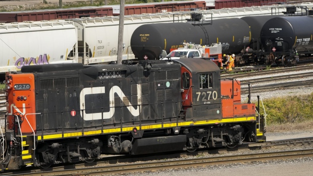 CN Rail earns $1.4B in Q4 on higher fuel surcharges, weaker Canadian dollar