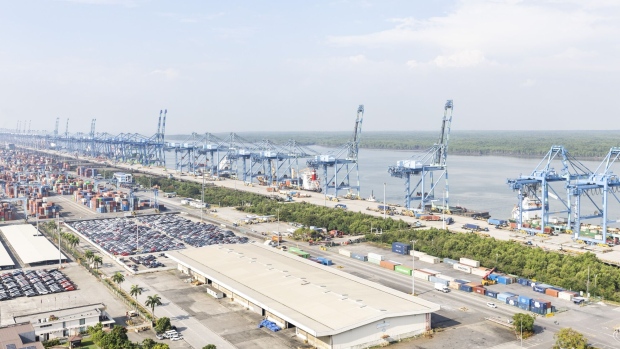 马来西亚最大港口考虑新投资者进行 80 亿美元的扩建 – BNN Bloomberg