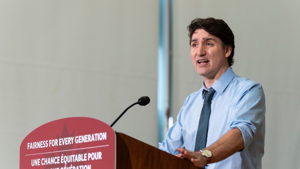 Trudeau says he won't raise taxes on middle class in budget