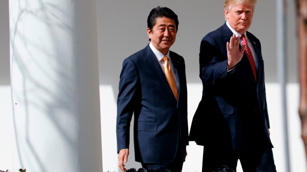 Shinzo Abe and Donald Trump 
