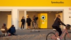 Snapchat Spectacles by Snap Inc. vending machine pop-up store March 2017