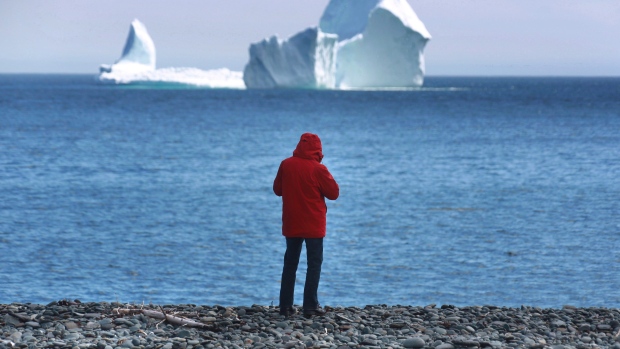 Newfoundland iceberg 