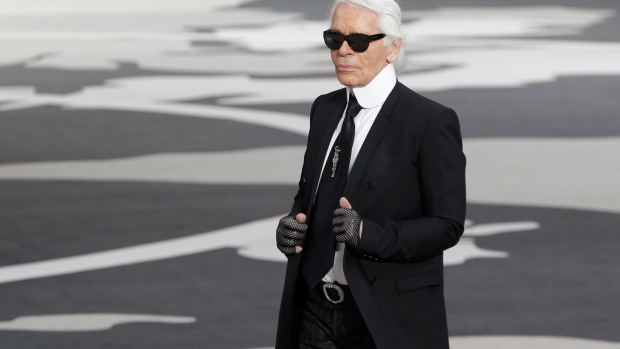 Karl Lagerfeld, designer who ruled over Chanel for decades, dies at 85 -  BNN Bloomberg