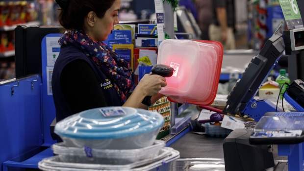 A cashier scans an item at a Walmart Inc. store in Burbank, California, Nov. 19, 2018. Bloomberg/Pat