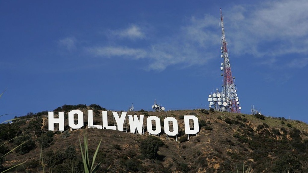 HOLLYWOOD, CA - DECEMBER 5: The newly refurbished Hollywood Sign is seen atop of Mt. Lee after Los Angeles Mayor Antonio Villaraigosa added a finishing touch of paint to complete the project on December 5, 2005 in Hollywood, California. (Photo by David Livingston/Getty Images)