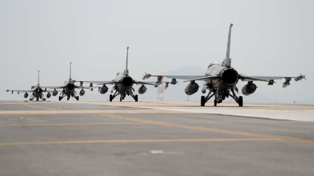 F-16 Fighting Falcon fighter jets 