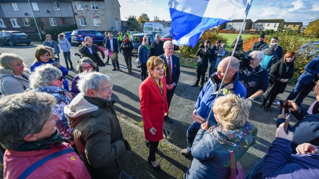 DUMFRIES, SCOTLAND - NOVEMBER 04: First Minister Nicola Sturgeon meets with staff and service users at Lochside Community Centre on November 4, 2019 in Dumfries, Scotland. Meeting voters and activist with SNP candidate for Dumfries and Galloway Richard Arkless, Nicola Sturgeon said, “Boris Johnson is desperate to do a post Brexit trade deal with Donald Trump, which will undoubtedly include prescription drug prices and access to the NHS. (Photo by Jeff J Mitchell/Getty Images)