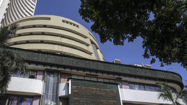 An electronic ticker board indicates latest figures for the S&P BSE Sensex at the Bombay Stock Exchange (BSE) building in Mumbai, India, on Monday, May 20, 2019. Indian stocks rallied the most in more than three years and the rupee and sovereign bonds climbed after exit polls signaled Prime Minister Narendra Modi’s ruling coalition is poised to retain power. Photographer: Dhiraj Singh/Bloomberg