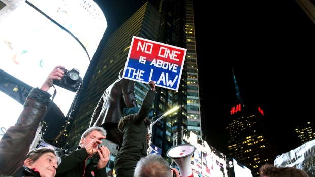 NEW YORK, NY - NOVEMBER 08: Atmosphere at the Nobody Is Above The Law Rally on November 8, 2018 in New York City. (Photo by Craig Barritt/Getty Images for MoveOn) Photographer: Craig Barritt/Getty Images North America