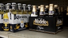 Corona and Modelo Negra beer Photographer: Daniel Acker/Bloomberg