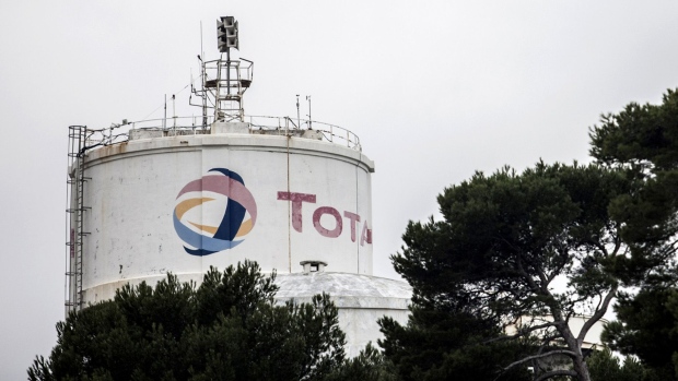 A storage silo stands at La Mede oil refinery, operated by Total SA, in La Mede, France. Photographer: Balint Porneczi/Bloomberg