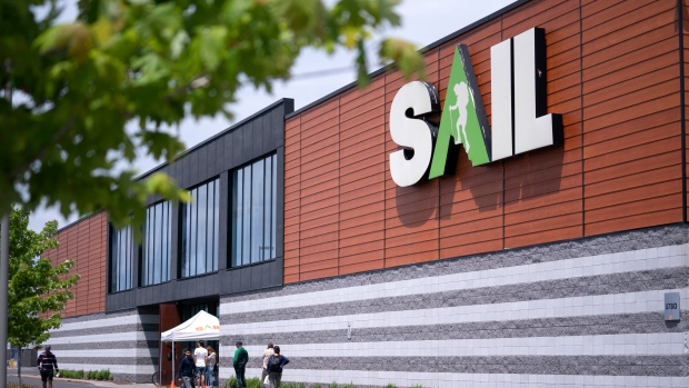 Sail outdoor store