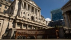 Empty benches sit outside the Bank of England (BOE) in the City of London, U.K., on Wednesday, May 6, 2020. Bank of England policy makers will meet this week knowing that they'll probably have to do more to combat the U.K.’s economic slump, if not now then soon. Photographer: Simon Dawson/Bloomberg