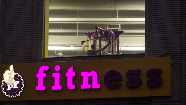 Planet Fitness Inc. Locations Ahead Of Earns