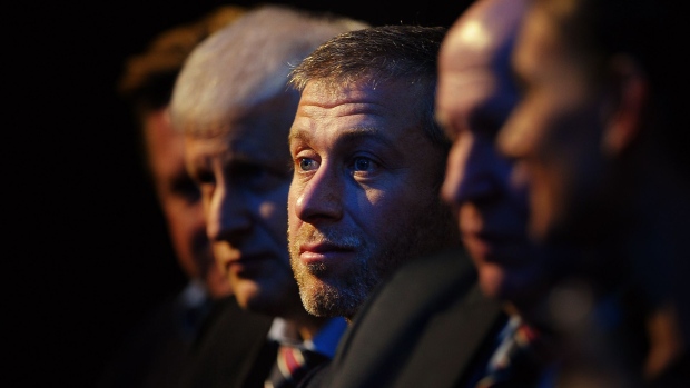 ZURICH, SWITZERLAND - DECEMBER 02: Roman Abramovich sits amongst the Russian Bid Team after winning the bid to host the 2018 Tournament during the FIFA World Cup 2018 & 2022 Host Countries Announcement at the Messe Conference Centre on December 2, 2010 in Zurich, Switzerland. (Photo by Laurence Griffiths/Getty Images) Photographer: Laurence Griffiths/Getty Images Europe