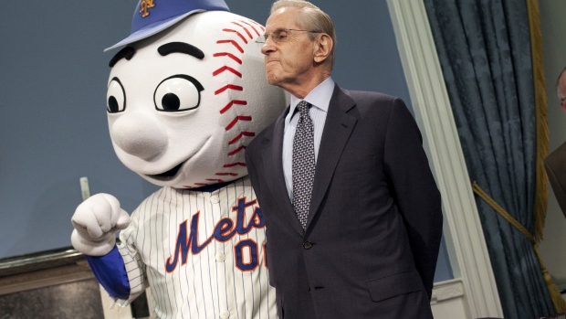 NEW YORK, NY - NOVEMBER 17: Mets Chairman and CEO Fred Wilpon (R) and the Mets' mascot Mr. Met attend a press conference at City Hall May 16, 2012 in New York. It was announced that at Citi Field and New York Mets will host Major League Baseball's 2013 All-Star game. (Photo by Allison Joyce/Getty Images)