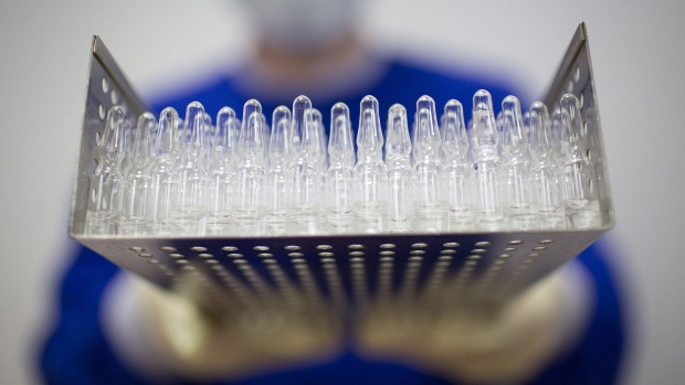 Tray containing unlabeled ampoules of the 'Gam-COVID-Vac' COVID-19 vaccine developed by the Gamaleya National Research Center for Epidemiology and Microbiology, and the Russian Direct Investment Fund. 