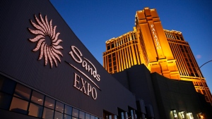Adelson's Sands Weighs $6 Billion Sale of Las Vegas Casinos - Bloomberg