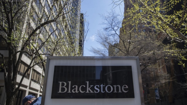Signage is displayed outside Blackstone Group LP headquarters in New York, U.S., on Friday, April 14, 2017. Blackstone Group LP is scheduled to release earnings figures on April 20. Photograph: Victor J. Blue/Bloomberg Photographer: Victor J. Blue/Bloomberg