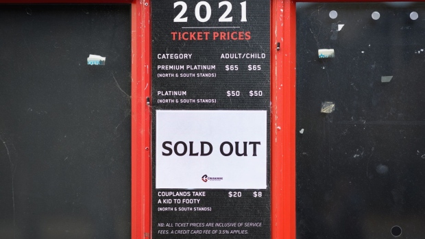 CHRISTCHURCH, NEW ZEALAND - APRIL 25: A sign saying sold out is seen in front of a ticket booth prior to the round nine Super Rugby Aotearoa match between the Crusaders and the Blues at Orangetheory Stadium, on April 25, 2021, in Christchurch, New Zealand. (Photo by Kai Schwoerer/Getty Images)