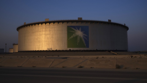 Crude oil storage tanks stand in the Juaymah tank farm at Saudi Aramco's Ras Tanura oil refinery and terminal at Ras Tanura, Saudi Arabia, on Monday, Oct. 1, 2018.