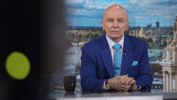 Mark Mobius, co-founder of Mobius Capital Partners, pauses during a Bloomberg Television interview in London, U.K., on Wednesday, May 15, 2019. The emerging-market benchmark index will probably keep falling if the trade war persists, given China's significant weighting, Mobius said during the interview. Photographer: Simon Dawson/Bloomberg