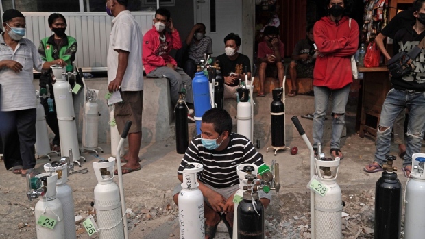 Oxygen tank refilling station in Jakarta, on July 5.