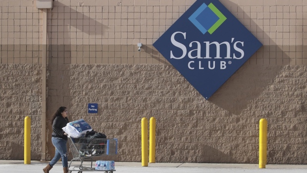 STREAMWOOD, IL - JANUARY 12: A shopper stocks up on merchandise at a Sam's Club store on January 12, 2018 in Streamwood, Illinois. The store is one of more 60 sheduled to close nationwide by the end of January. (Photo by Scott Olson/Getty Images) Photographer: Scott Olson/Getty Images North America