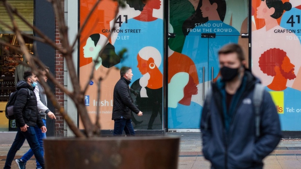 A retail outlet available to lease on Grafton Street in Dublin, Ireland, on Wednesday, Jan. 27, 2021. Ireland should brace for rough weeks ahead in its fight to contain one of the globe's worst virus outbreaks, Health Minister Stephen Donnelly warned.