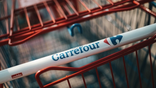 Shopping carts outside a Carrefour SA hypermarket in Marseille, France. Photographer: Theo Giacometti/Bloomberg