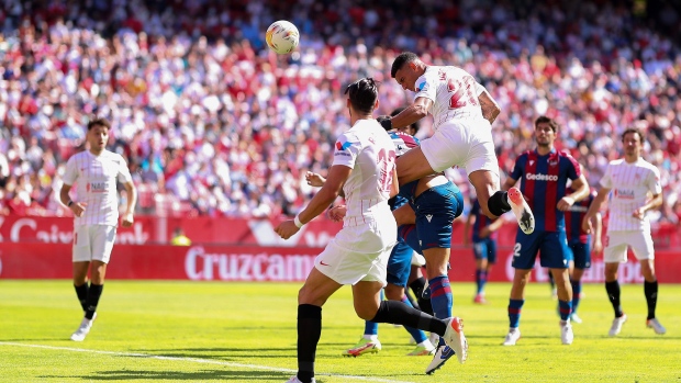 SEVILLE, SPAIN - OCTOBER 24: Diego Carlos of Sevilla FC scores their sides third goal during the LaLiga Santander match between Sevilla FC and Levante UD at Estadio Ramon Sanchez Pizjuan on October 24, 2021 in Seville, Spain. (Photo by Fran Santiago/Getty Images)