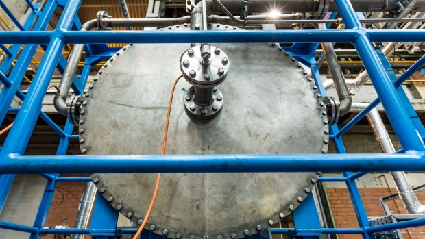 Carbon Clean's reactor that traps carbon dioxide from effluent gases