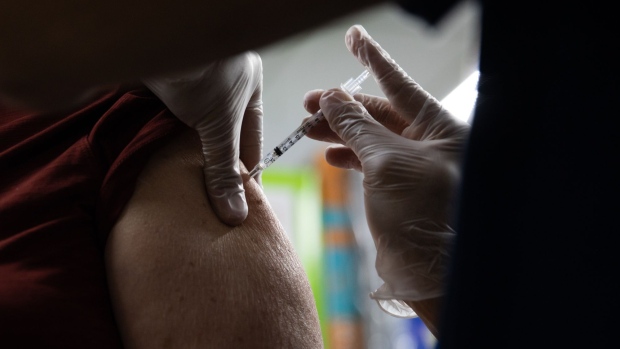 A Covid-19 vaccination site in the Bronx borough of New York, on March 25.  Photographer: Angus Mordant/Bloomberg