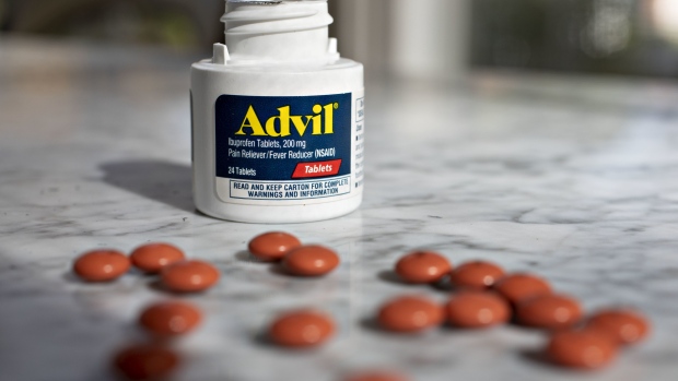 Pfizer Inc. Advil brand ibuprofen tablets are displayed for a photograph in Tiskilwa, Illinois, U.S., on Wednesday, Oct. 23, 2019. Pfizer is scheduled to release earnings figures on October 29. Photographer: Daniel Acker/Bloomberg