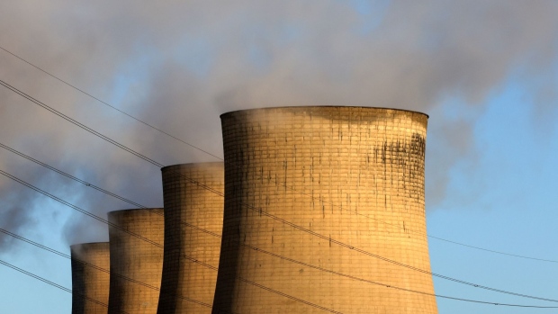 Cooling towers at Uniper SE's coal-fired power station in Ratcliffe-on-Soar, U.K., on Thursday, Dec. 2, 2021. The recent drop in prices for coal and U.S. gas, as well as limited interest for LNG cargoes from some buyers in Asia, opened the way for added supply into Europe. Photographer: Chris Ratcliffe/Bloomberg