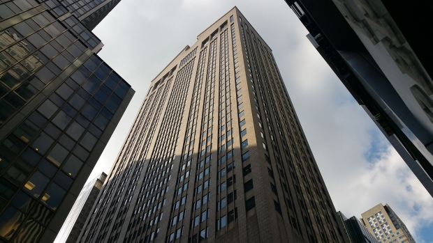 550 Madison Ave., center, stands in New York, U.S., on Wednesday, Feb. 18, 2015.