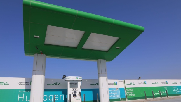 A hydrogen vehicle fueling station at the Air Products New Technology Center in Dhahran, Saudi Arabia.