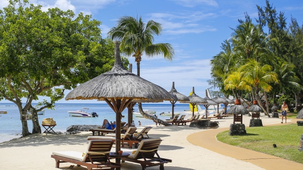The Beach with sunbeds and parasols of The Oberoi Hotel on December 07, 2016 in Turtle Bay, Mauritius. Photographer: EyesWideOpen/Getty Images Europe
