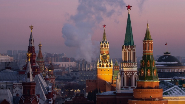 The Kremlin, viewed from the O2 Lounge restaurant, on the roof of the Ritz-Carlton hotel, in Moscow. Photographer: Andrey Rudakov/Bloomberg
