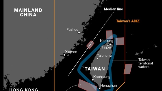 BC-China-Warships-Cross-Taiwan-Strait-in-Sign-Drills-Continuing