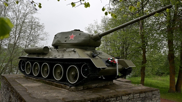 NARVA, ESTONIA - MAY 27: T-34 Tank memorial from WWII showing where the Red Army crossed into Estonia in 1944 on May 27, 2022 in Narva, Estonia. The town of Narva sits on the very edge of Nato's eastern flank, with a population of almost 60,000, with 97% speaking Russian. (Photo by Jeff J Mitchell/Getty Images)